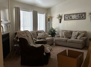 6038 W Feemster Ct, Visalia, CA 93277