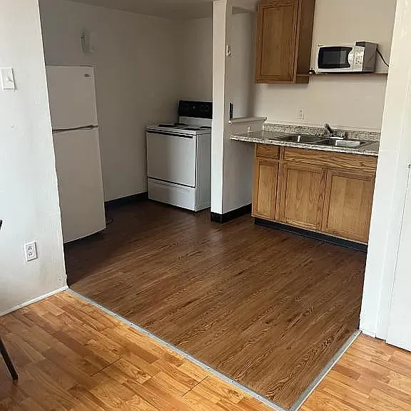 RiverWood Apartments — Photo 4