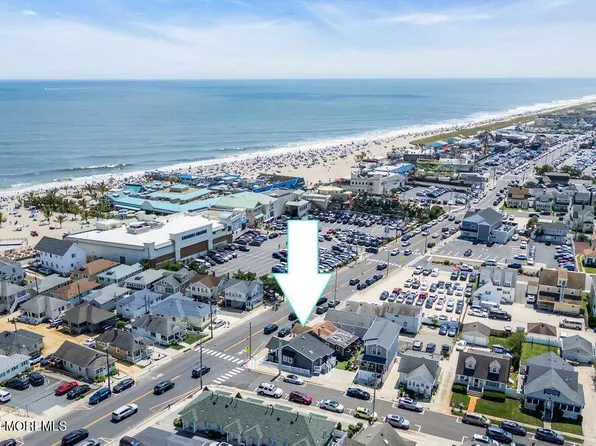 251 Ocean Avenue N #1, Point Pleasant Beach, NJ 08742