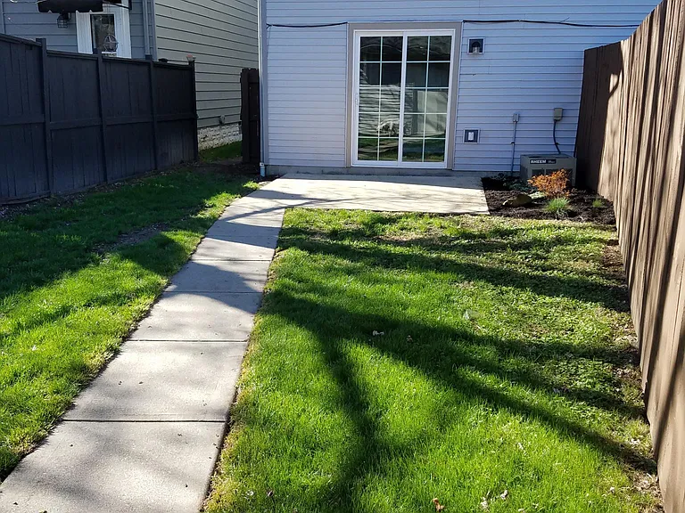 366 E Mithoff St — Photo 29