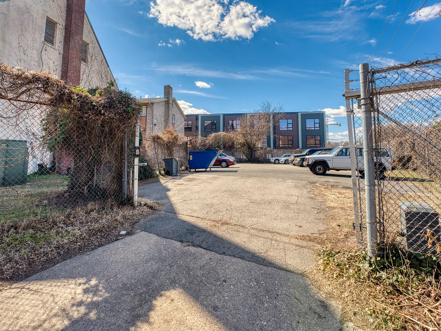 2 bed, 775 sqft, $1,225 — Photo 4