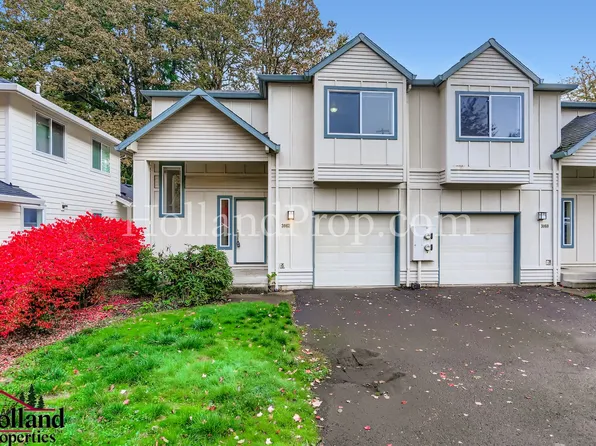 3062 Lazy River Dr, West Linn, OR 97068