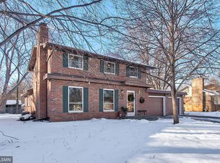 2567 Bittersweet Ln, Saint Paul, MN 55109