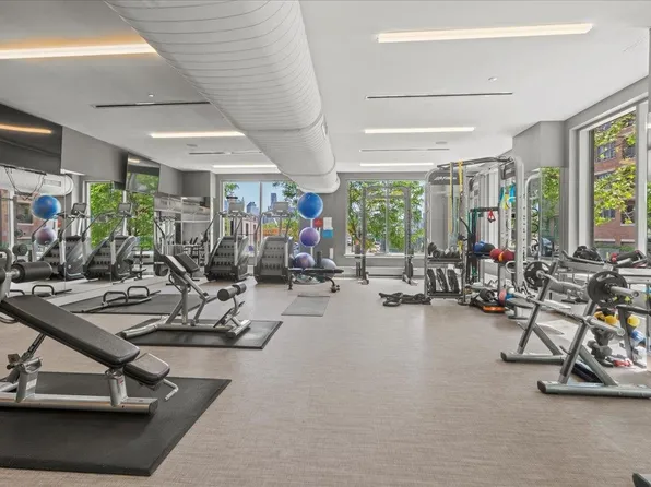 9 Avenue At Port Imperial image 34 of 50