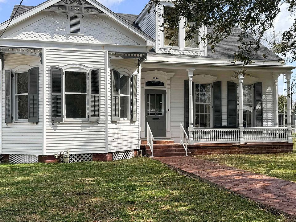 1st image of 1030 2nd St