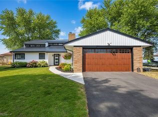 32321 Lake Shore Blvd, Willowick, OH 44095