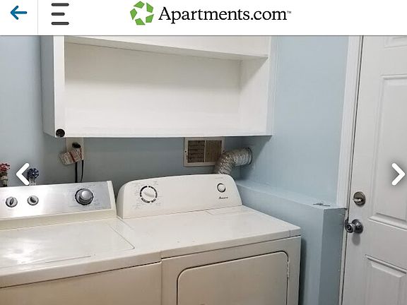3rd image of 1731-1733 32nd St SW