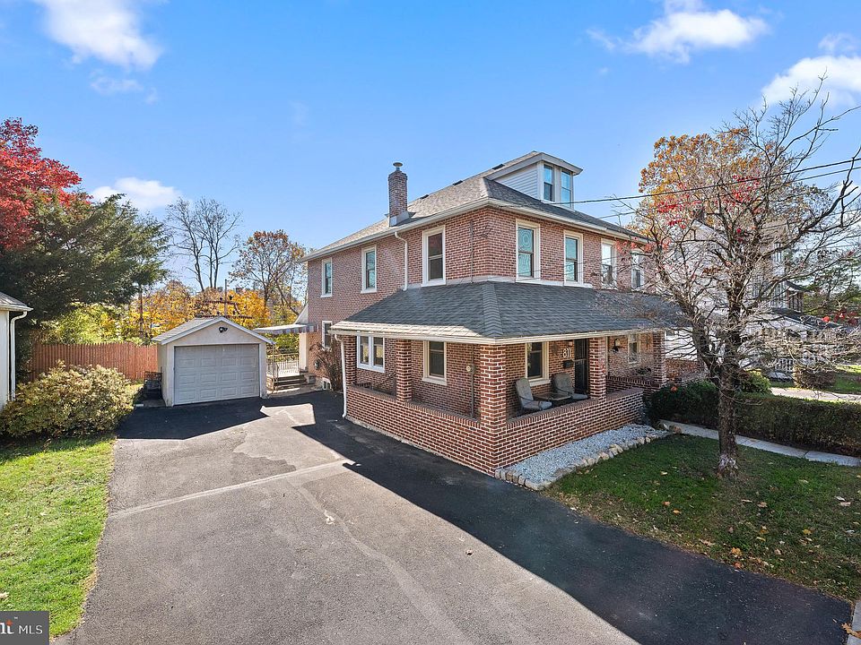 811 Old Lancaster Rd, Berwyn, PA 19312 Zillow