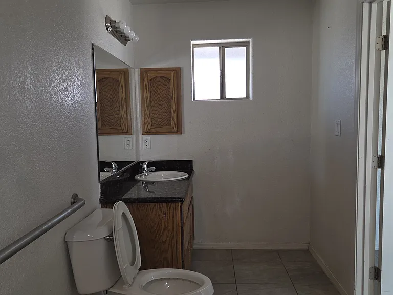 868 S Garvin Ct — Photo 7