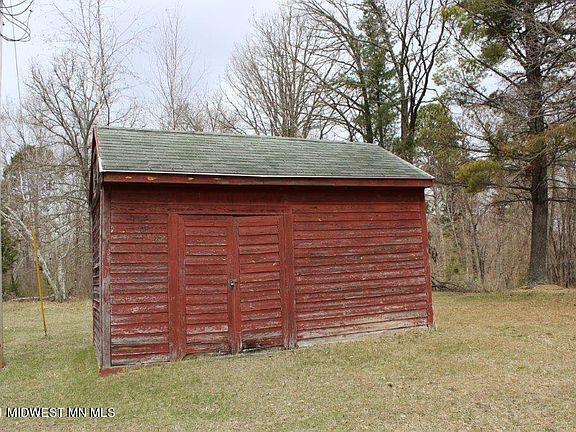 4th image of 31902 Hillwood Ln