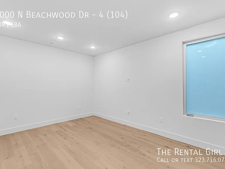 2000 N Beachwood Dr #4-104 — Photo 17