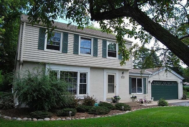 1st image of 6050 N Alberta Ln