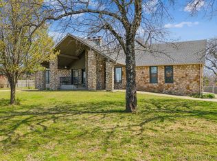 19805 S Lake Dr, Claremore, OK 74017
