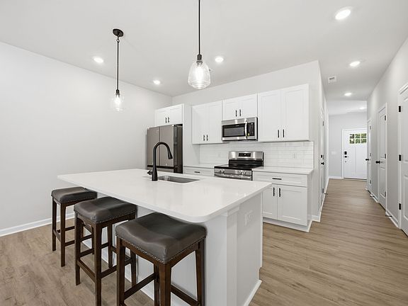 4th image of 3018 Reid Ave #B