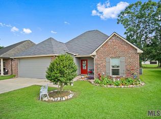 7430 Springfield Place Ln, Denham Springs, LA 70706