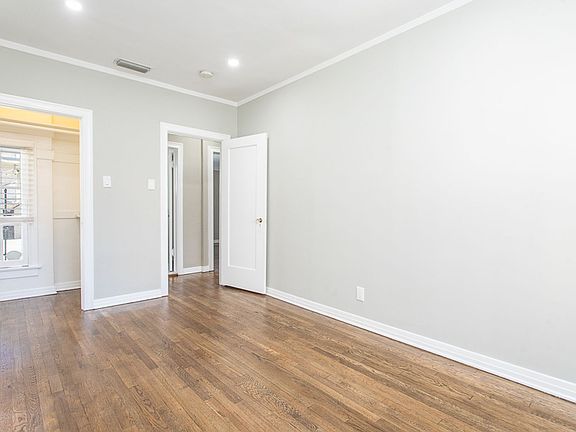 3rd image of 3524 Ellsworth St #3524