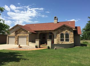 104 Granite Ridge Cir, Medicine Park, OK 73557