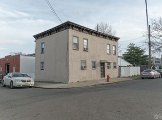 542 Miller St, Perth Amboy, NJ 08861
