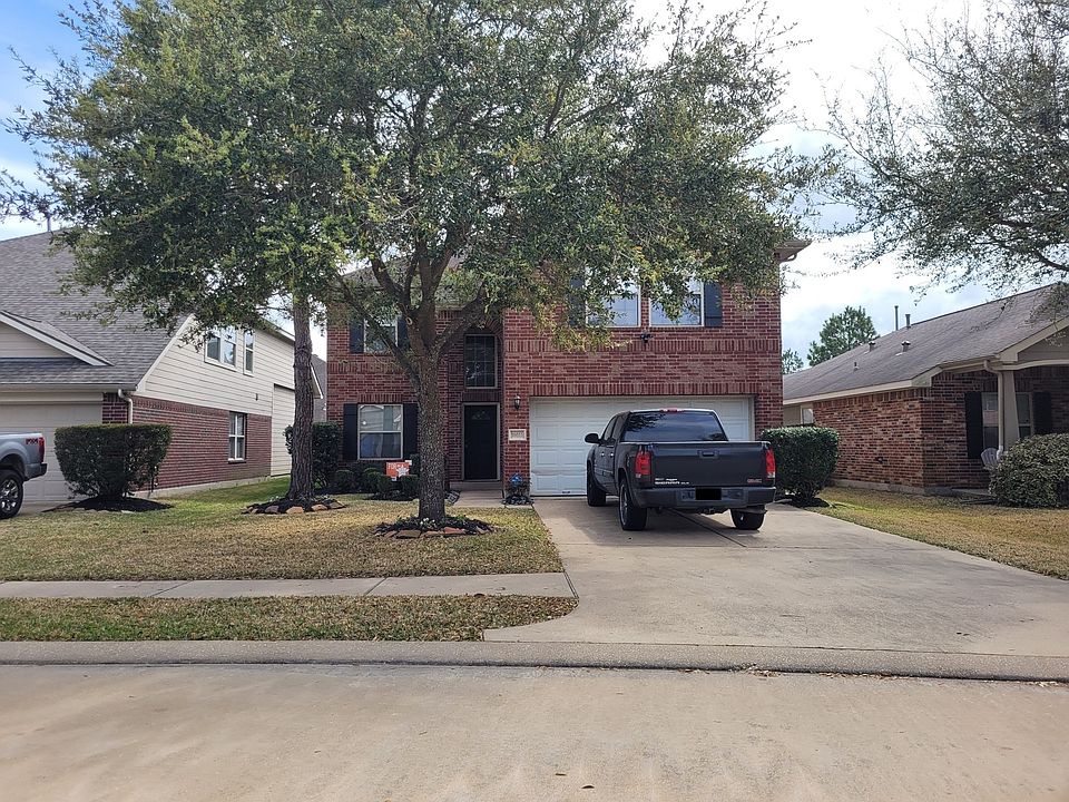 1st image of 16615 Berkshire Forest Dr