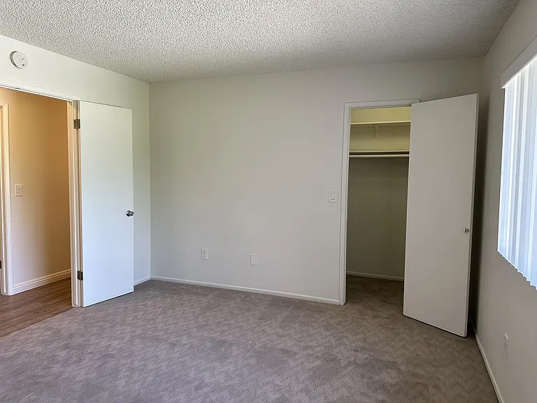 160 N Fonda St #2 — Photo 34