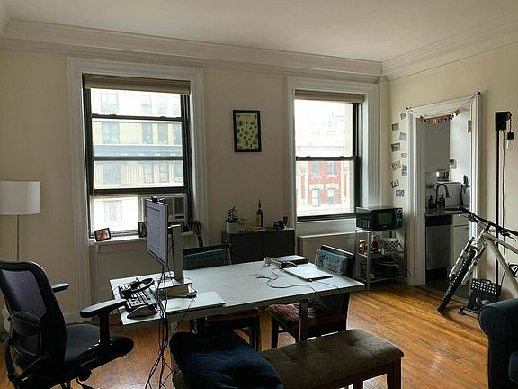 2nd image of 504 W 110th St #10D4