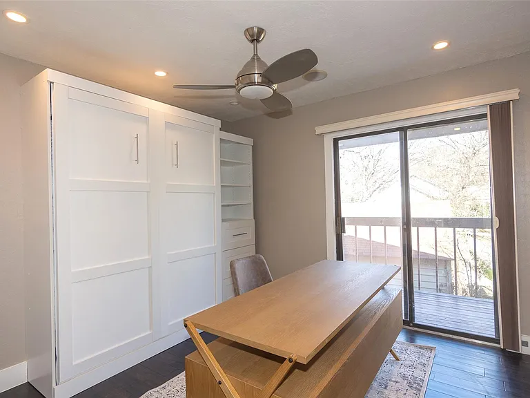 2410 Enfield Rd #10 — Photo 30
