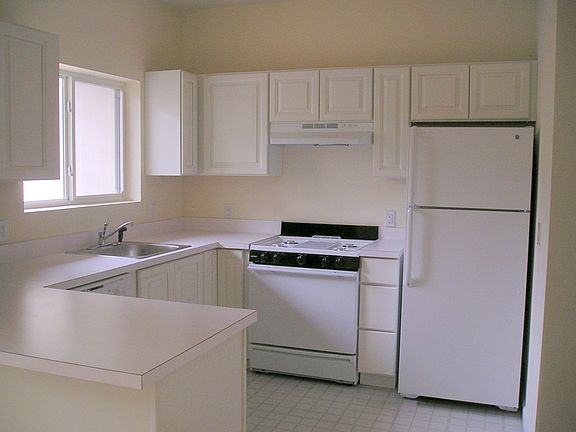 3rd image of 1005 Brittany Drive # Fl 1ST
