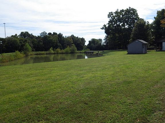 Pond : Portable cook building