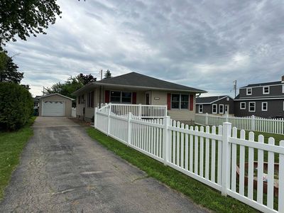2409 Jackson St, Savanna, IL, 61074