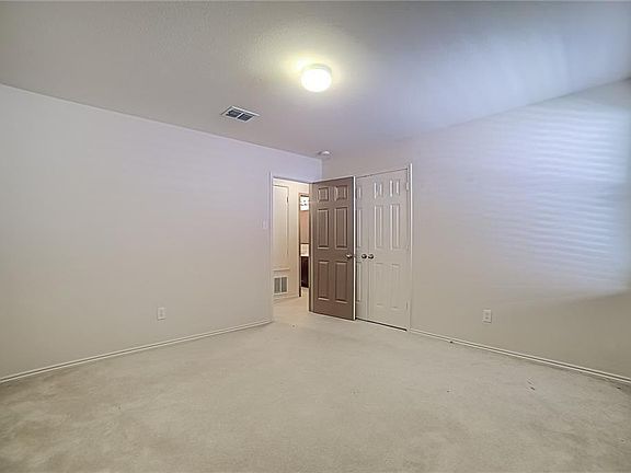 5th image of 13263 Cleburne Dr