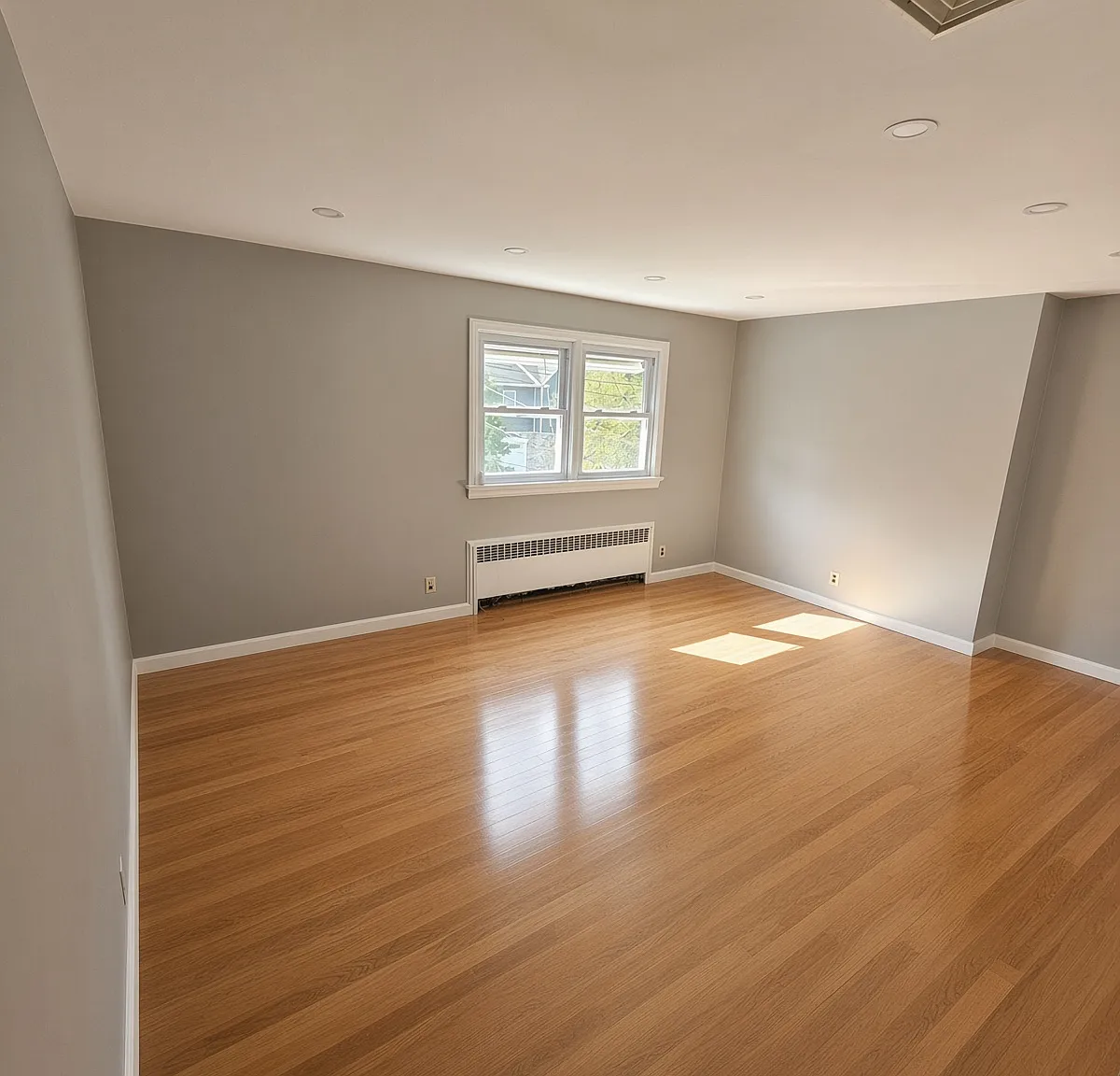 2 bed, 1100 sqft, $2,875 — Photo 3