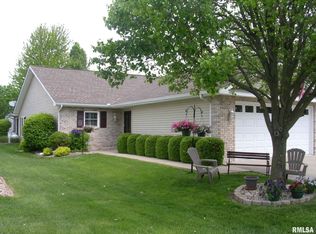 504 Villa Dr, Marion, IL 62959