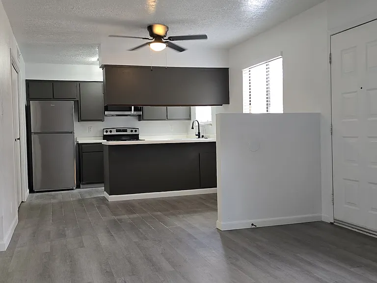 Just Renovated 2 Bed / 2 Bath Tucked Back in a Queit Foothills 4-Plex — Photo 33