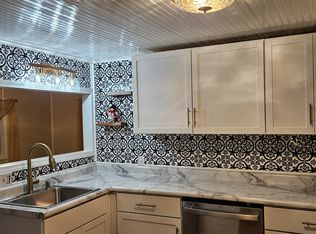 1028 28th St, Two Rivers, WI 54241