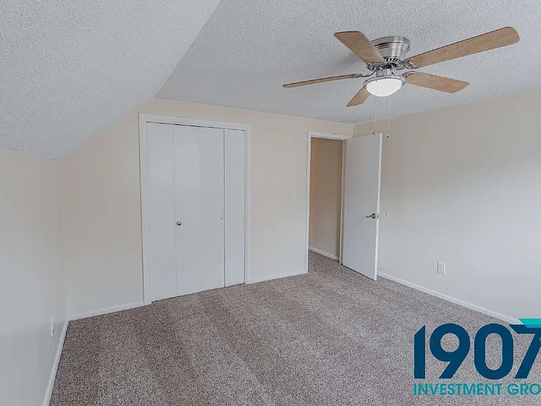 9212 S McKinley Ave — Photo 18