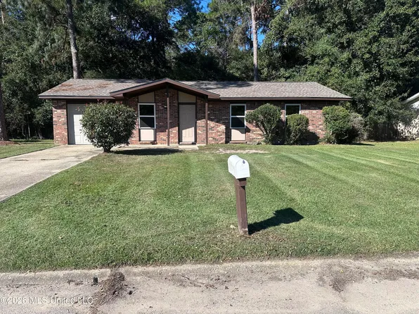 1808 Timberlane Rd, Gautier, MS 39553