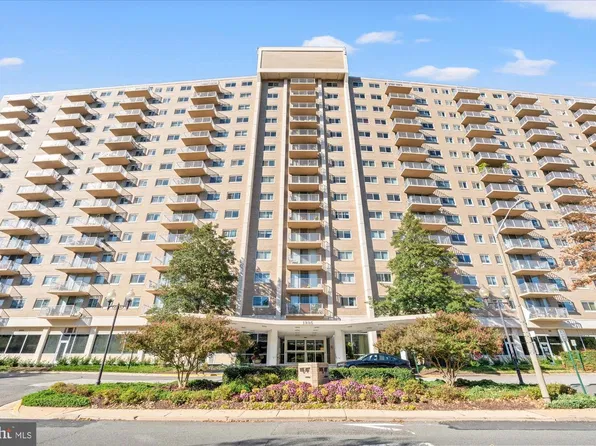 1225 Martha Custis Dr APT 905, Alexandria, VA 22302