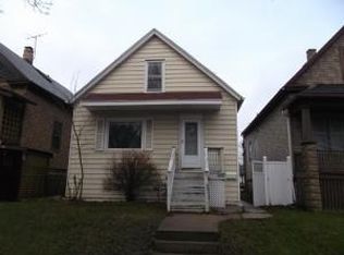2858 S 7th St, Milwaukee, WI 53215