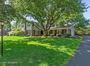 96 Old Mill Ct, Barrington, IL 60010