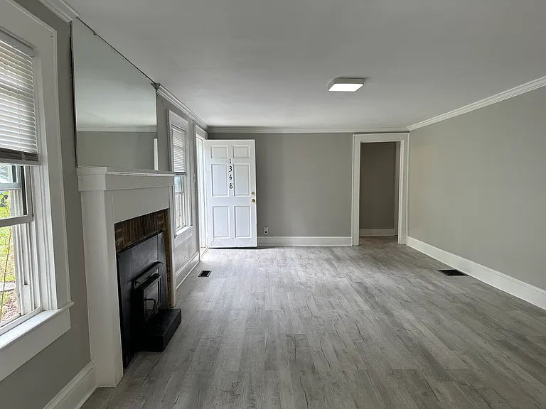 1348 Brookwood Dr — Photo 10