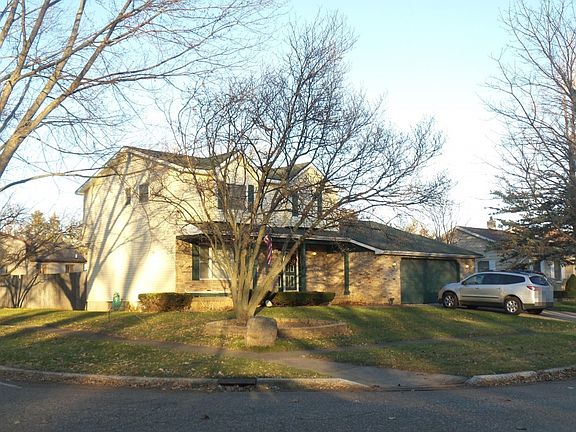 2nd image of 311 N Hampton Dr