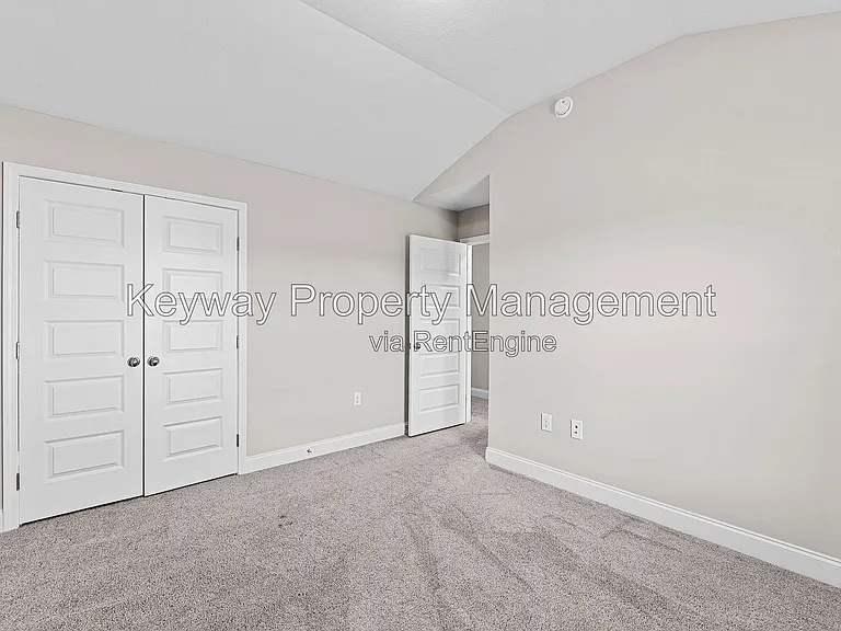 716 Bronze Way — Photo 22
