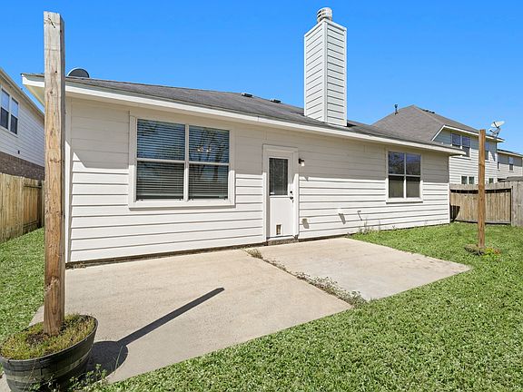 5th image of 24503 Lakecrest Bend Dr