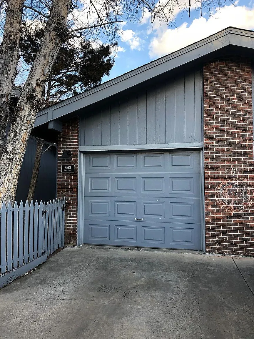 3 bed, 3.0 bath, 2000 sqft, $3,450 — Photo 1