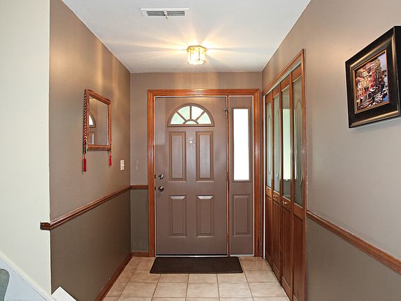 3rd image of 6590 Fairweather Dr