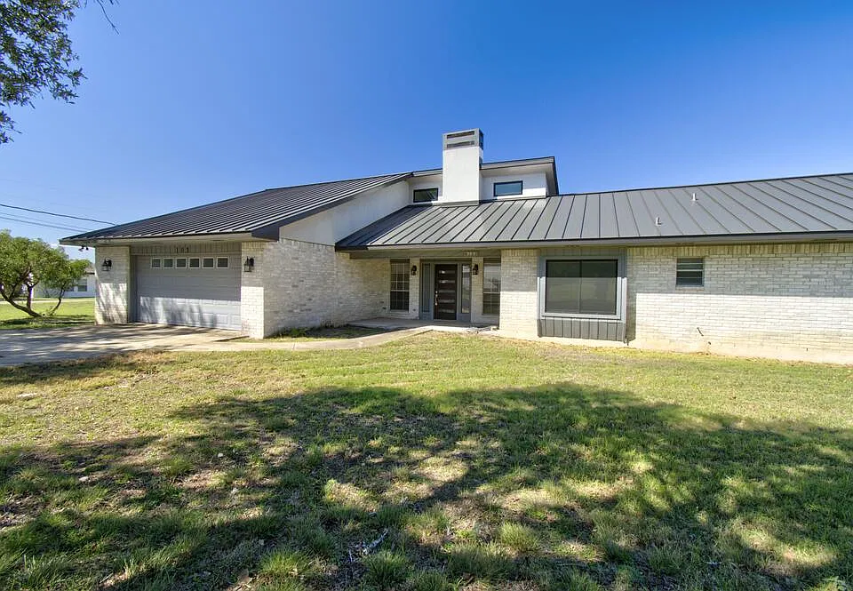 103 Crockett Dr