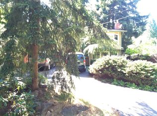 13333 11th Ave NE, Seattle, WA 98125