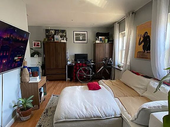3rd image of 40-37 24th St #2