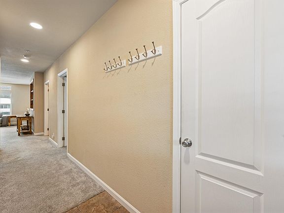 2nd image of 4401 Riverside Dr Unit F4