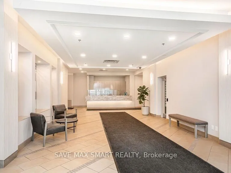9 George St N #2314 — Photo 3